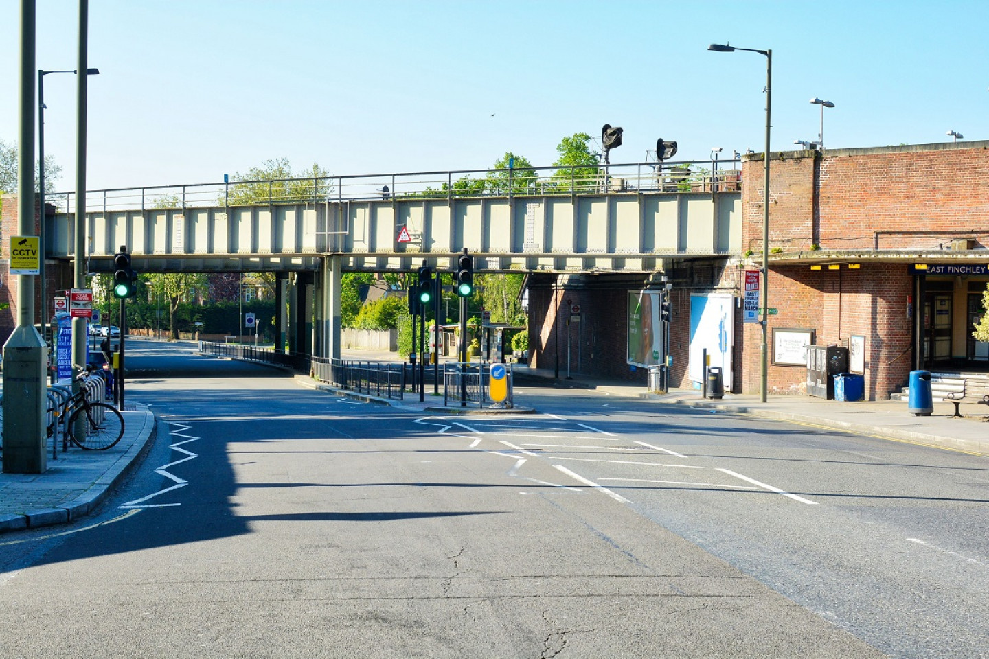 East Finchley Station (Gt North Rd), London N2: Looking south. 26 April, 9.07 am
 © George Demetri