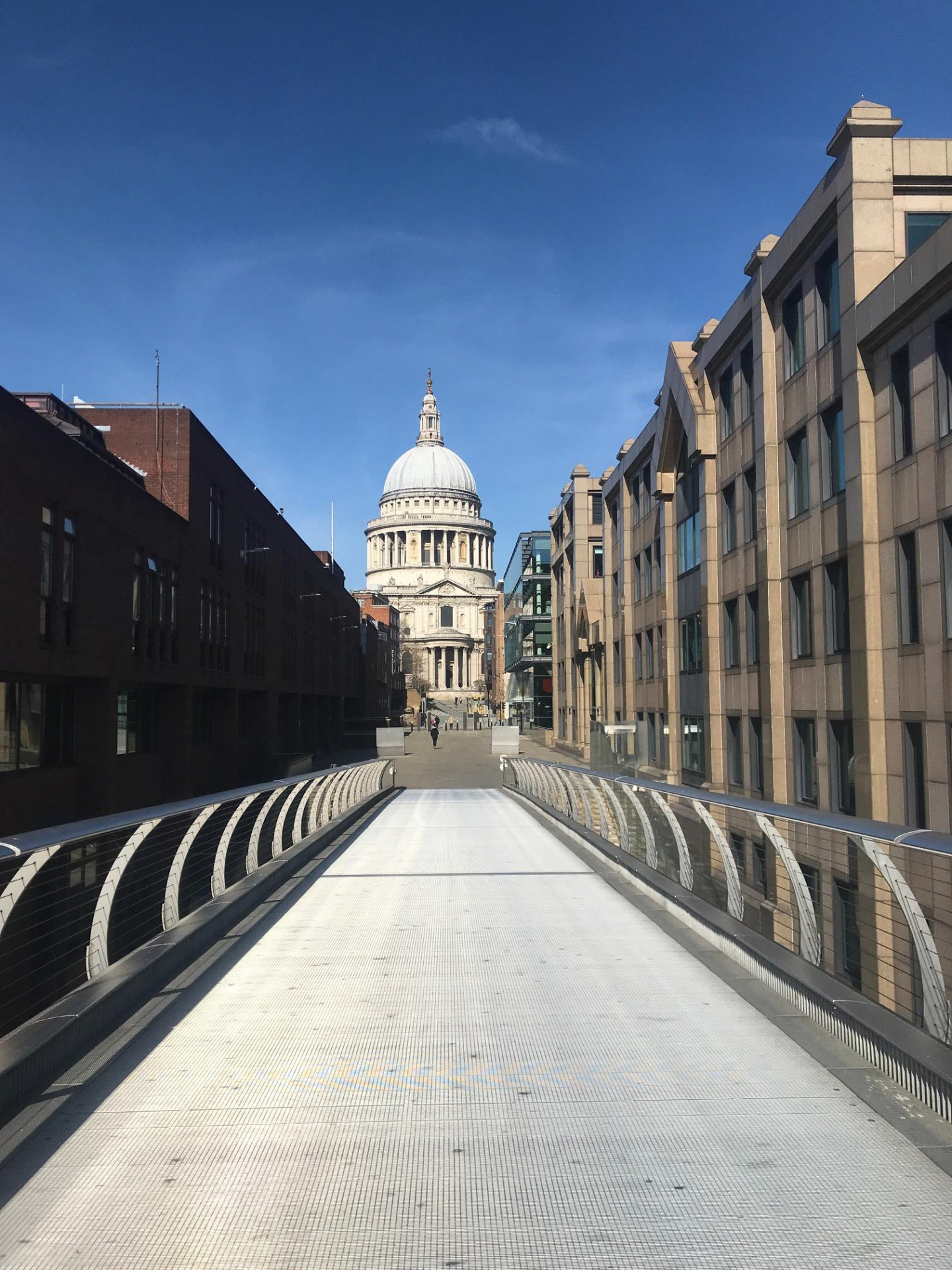 Millennium Bridge, London, 4 April © Katy Nicol