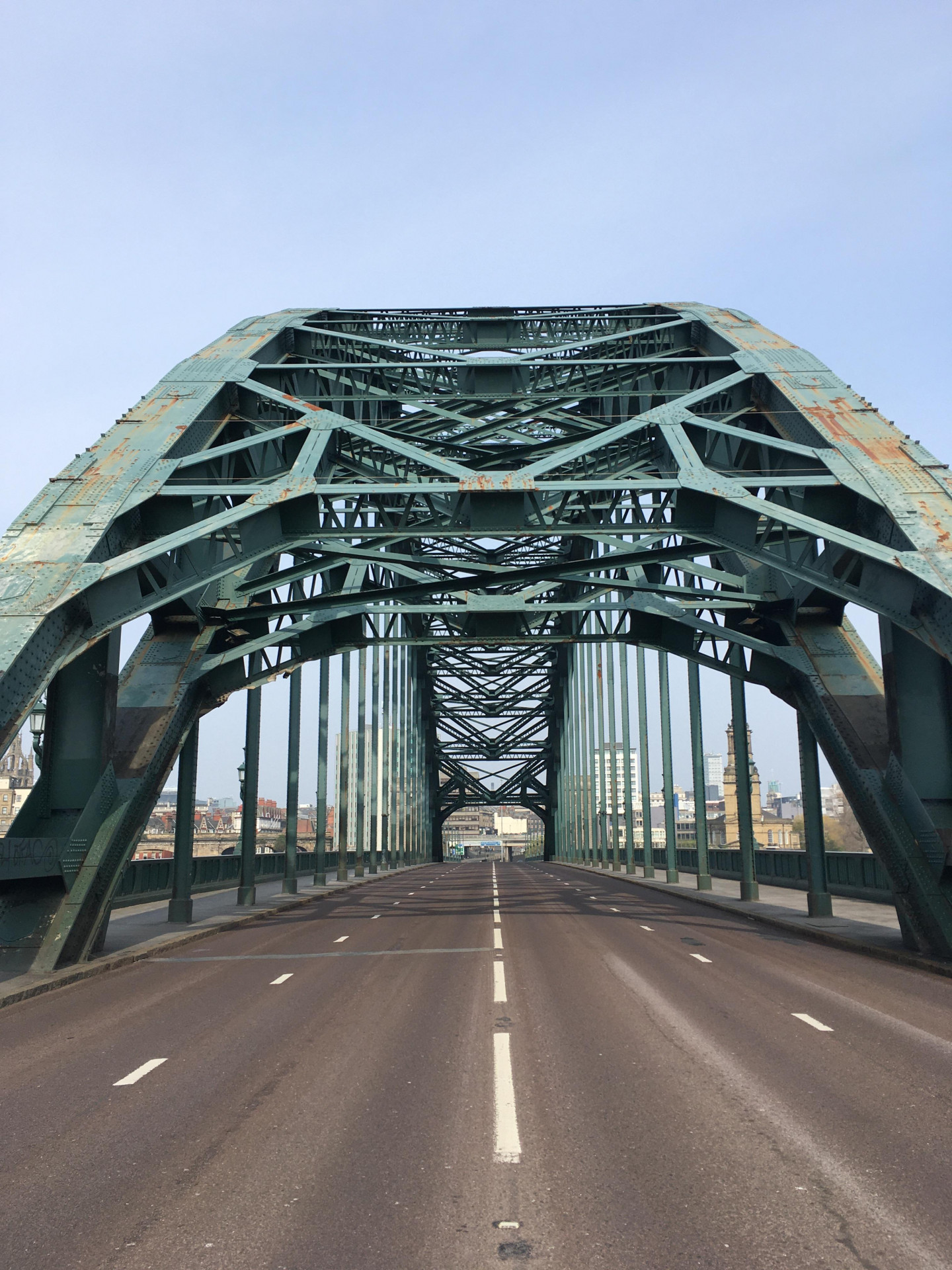 Rush hour, Tyne Bridge, Newcastle, 10 April 2020 © Sara Swanston